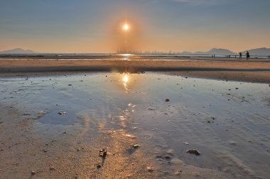 Sihirli saatte Ha Pak Nai  