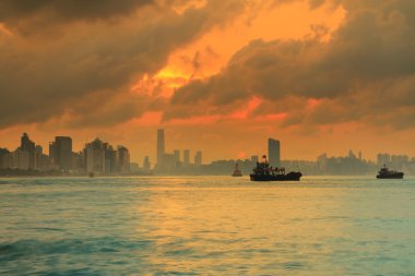 Altın Lei Yue Mun günbatımında