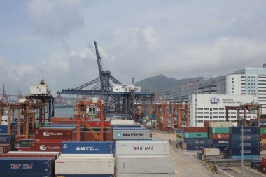 konteyner ile endüstriyel bağlantı noktası