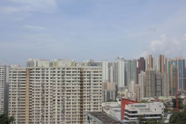 Hong Kong 'da halka açık bir apartman.