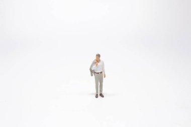 Tahtadaki mini iş figürü.