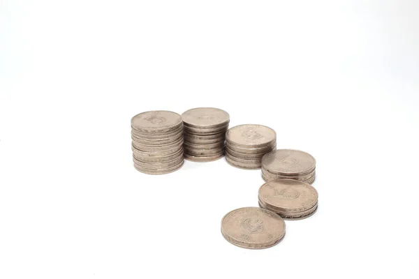 Στοίβες Νομισμάτων Που Απομονώνονται Λευκό Φόντο Επιχειρήσεις Χρηματοοικονομικά Επενδύσεις Εξοικονόμηση — Φωτογραφία Αρχείου
