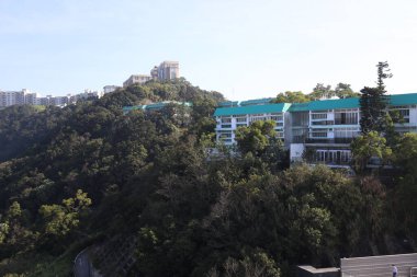 26 Kasım 2020 'de Hong Kong' un zirvesinde lüks bir ev. Mimari, prestij.