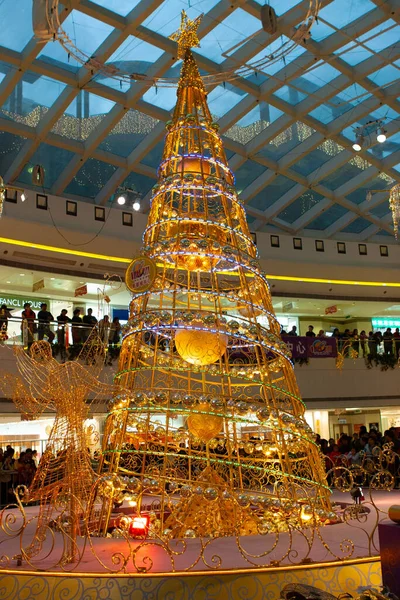Shopping Mall Interior Decorated Christmas Trees Dec 2006 — Stock Photo, Image
