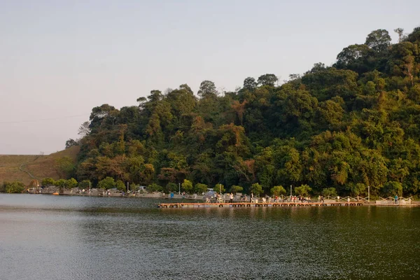 Jan 2006 Flussregenpfeifer Cove Country Park Tai — Stockfoto