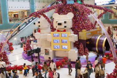 9 Aralık 2006 'da New Town Plaza' da Noel süslemeleri. Hong Kong.