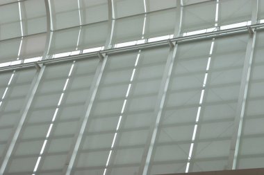 9 Aralık 2006 Moden binalarının çatısı, alışveriş merkezinin dışı.