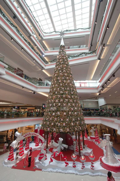 Dic 2006 Festival Walk Decoraciones Árboles Navidad Hong Kong — Foto de Stock