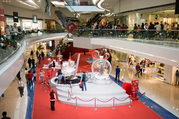 Dic 2006 Festival Walk Decoraciones Árboles Navidad Hong Kong — Foto de Stock