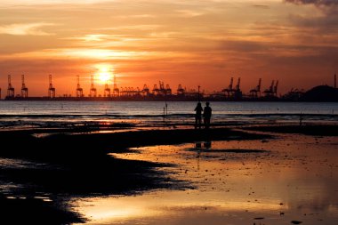 1 Temmuz 2006 'da Ha Pak Nai' de güneş battı. 