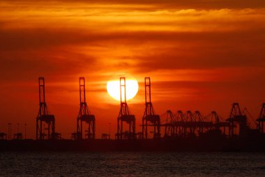 1 July 2006 the sunset of Shekou Container Terminals