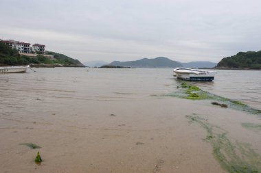 15 Nisan 2006 'da Clear Water Bay' de Sheung Sze Wan Sahili 