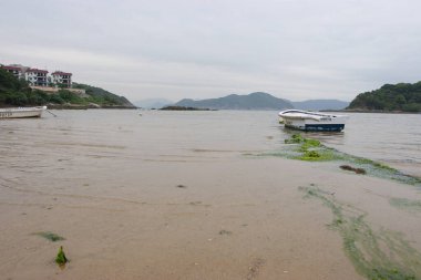 15 Nisan 2006 'da Clear Water Bay' de Sheung Sze Wan Sahili 