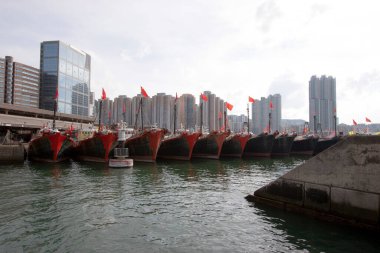 17 Haziran 2006 Typhoon Shelter Shau Kei Wan 'da. Hong Kong.