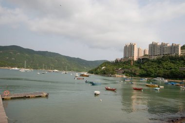Tai Tam Harbour is a harbour in the innermost part of Tai Tam Bay 2 Sept 2006