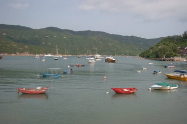 Tai Tam Harbour is a harbour in the innermost part of Tai Tam Bay 2 Sept 2006