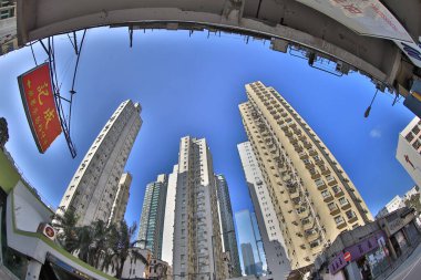 26 Aralık 2020 Quarry Bay, Hong Kong 'daki Tong Lau grubu. 