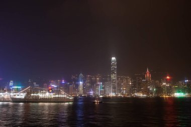 28 Ekim 2006 Kowloon 'dan Hong Kong Adası Gece Görüşü