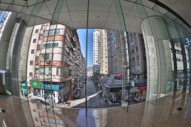 26 Aralık 2020 Modern ofis binasının boş salonu.