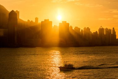 26 Aralık 2020, Sheung Wan, Hong Kong 'un batımı.