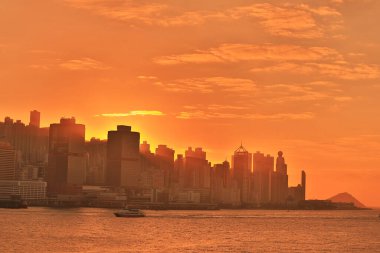 26 Aralık 2020, Sheung Wan, Hong Kong 'un batımı.