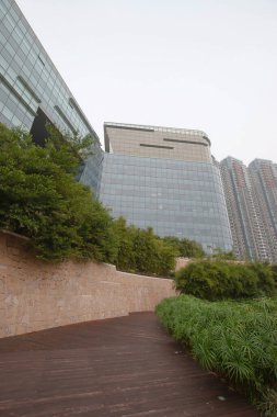 15 oct 2006 the Modern courtyard at the Cyberport , hk
