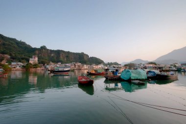 Sam Ka Tsuen Tayfun Sığınağı, Hong Kong, 4 Kasım 2006 