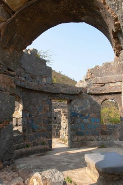 24 Aralık 2006 Mau Wu Shan sığınağı Tko 'da. Somut, yasal boşluk..