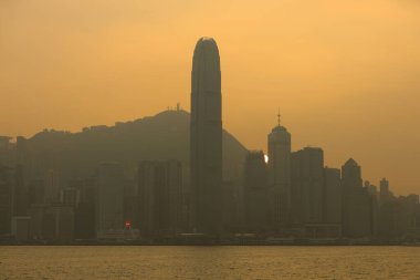 Noel arifesinde gün batımı, Victoria Limanı, 24 Aralık 2020