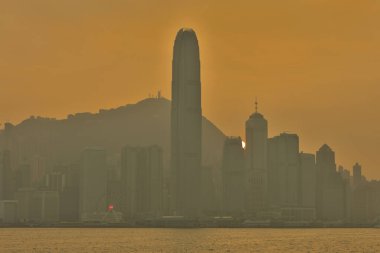 Noel arifesinde gün batımı, Victoria Limanı, 24 Aralık 2020