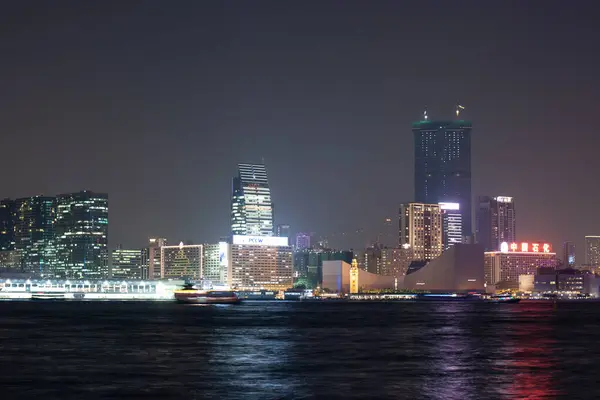 Victoria Limanı 21 Aralık 2006 'dan Tsim Sha Tsui