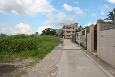 2 Temmuz 2005 'te Yuen Long bölgesinde bir Shan Pui köyü.