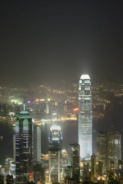 2005年3月5日香港晚上由维港山顶开出 — 图库照片
