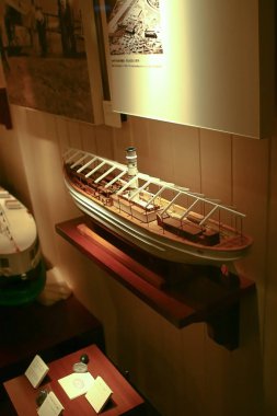 19 Şubat 2005 HK Tarih Müzesinde Eski Gemi Modeli