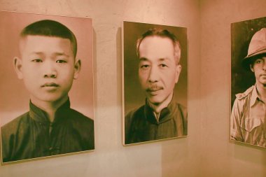 19 Şubat 2005 Hong Kong Tarih Müzesi 'nde fotoğraf ve poster sergisi