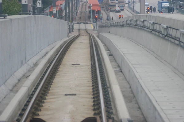 五年三月二十六日香港天桥的铁路轨道 — 图库照片