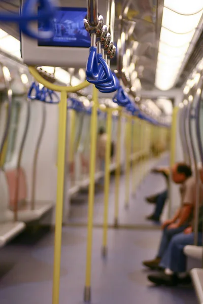 Maart 2005 Rij Van Armleuningen Zitplaatsen Metro — Stockfoto