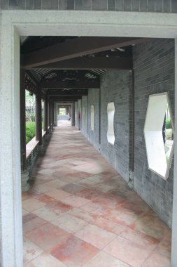 Çin Seddi, Lingnan Bahçesi, hk. 16 Nisan 2005