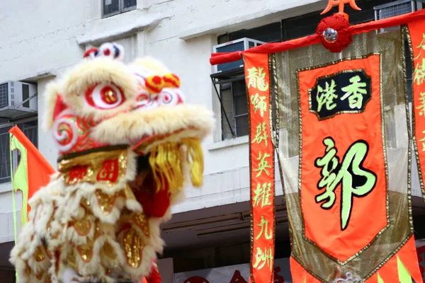 Mars 2005 Lejondansen Tai Kok Tsui Temple Fair — Stockfoto