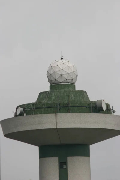 April 2005 Aeronautical Meteorological Observations Station Tower Spherical Radar Antenna — Stock Photo, Image