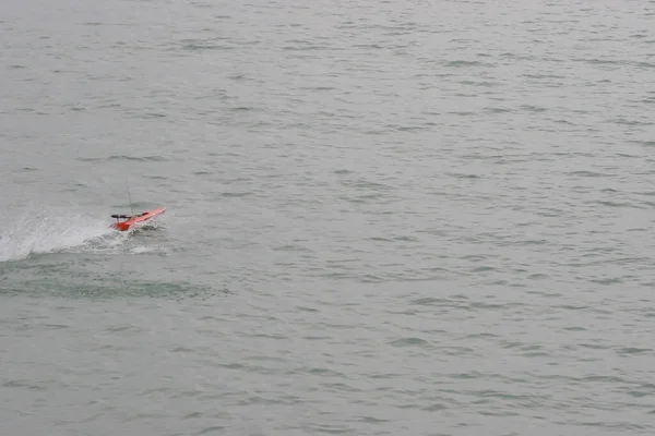 Modell Eines Schnellbootes Auf Hoher See — Stockfoto