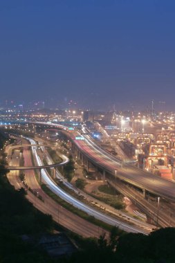 29 Ekim 2005 Konteyner Terminal Gecesi yakınlarındaki Hong Kong Skyline 