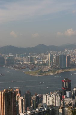 16 Temmuz 2005 'te Hong Kong Peak' ten ufuk çizgisi