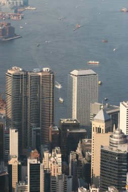 16 Temmuz 2005 'te Hong Kong Peak' ten ufuk çizgisi