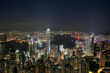 16 Temmuz 2005 Lugard Yolu Gözcüsü Victoria Tepesi 'nden gece görüş açısı