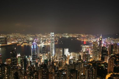 16 Temmuz 2005 Lugard Yolu Gözcüsü Victoria Tepesi 'nden gece görüş açısı