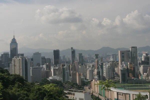 2005年7月16日香港跑马地的日景 — 图库照片