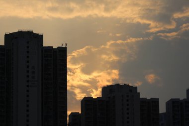 2 Mart 2021, halk evindeki gün batımı, tko, hk