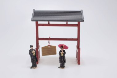 the scale of the mini Wooden prayer tablets with japanese 