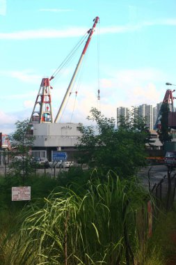 2 Temmuz 2005 Yatırımcılar ve müteahhitler inşaat alanında